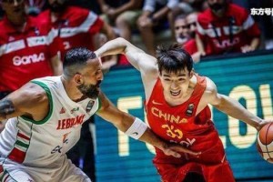  篮坛新星闪耀赛场，未来之星崭露头角