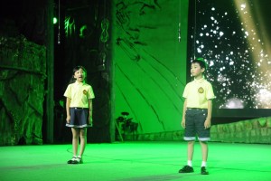  电竞纪录片火热播出，幕后故事感动万千观众  