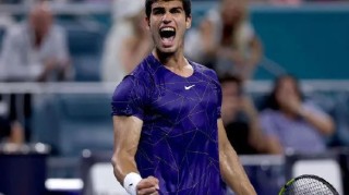  阿尔卡拉斯新生代崛起，迈阿密大师赛爆冷登顶