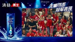  父子同场竞技，传承故事感动全场