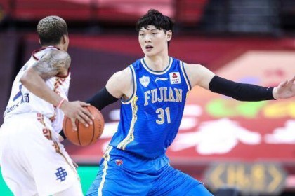  王哲林双二十加冕福建擒下南京同曦