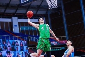  天才少年横空出世，打破最年轻进球纪录