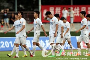  草根球队圆梦记，业余选手击败职业队