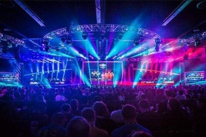  电竞职业联赛激战正酣冠军悬念迭起  