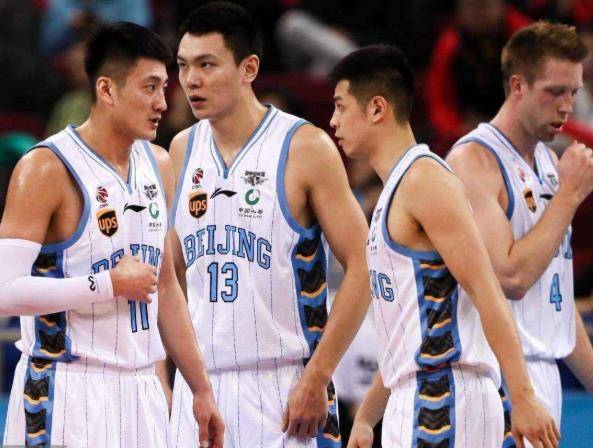  CBA焦点战，辽宁男篮逆转浙江豪取连胜